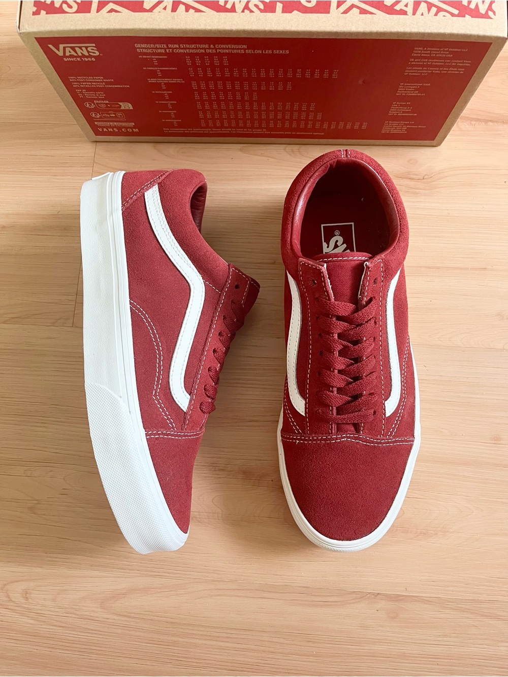 Vans Old Skool Shoe Suede
Bordeaux Women 9.5 US
